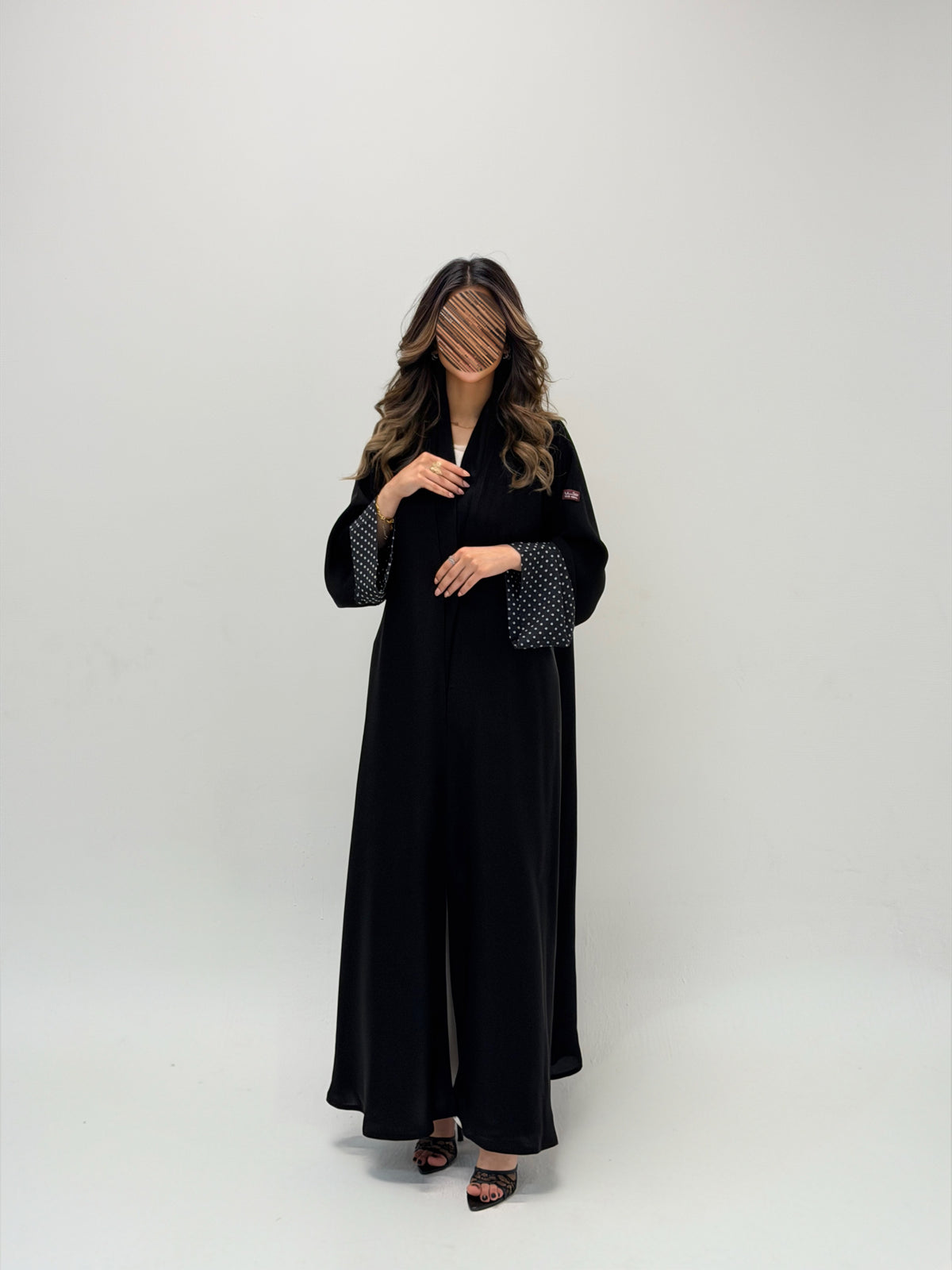 سيراميك مع اكمام شيفون منقط